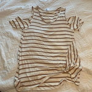 Super soft cold shoulder top